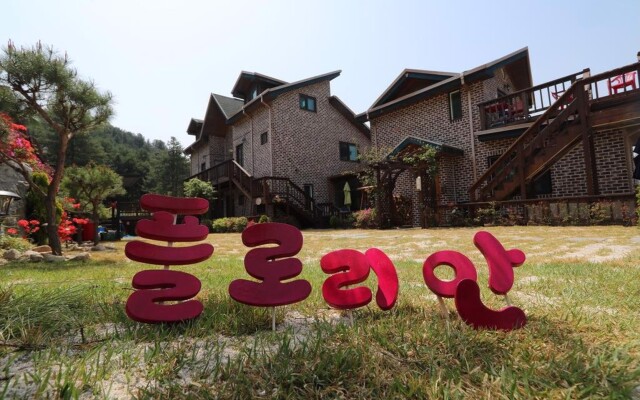 Gapyeong Morning Feel House Pension