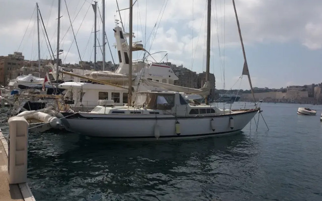 Valletta Grand Harbor Sailing Boat