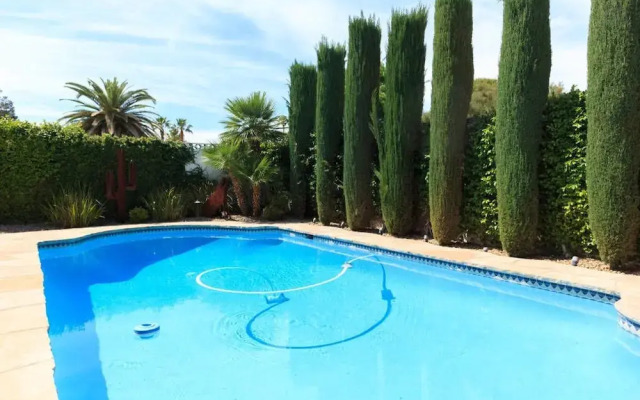 Luxurious 4BR 9m to Las Vegas Strip