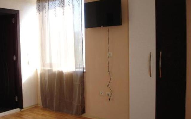 Studios in Ravadinovo