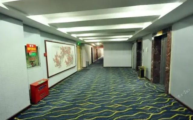 Yuntian Hotel - Luoyang
