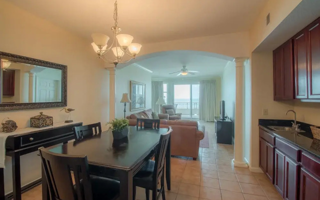 Legacy Towers-Legacy II 305
