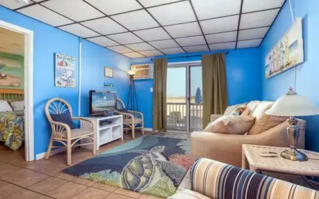 46th St Windjammer 107 1Br Condo