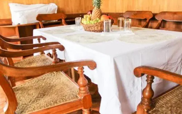 Pournami Houseboats