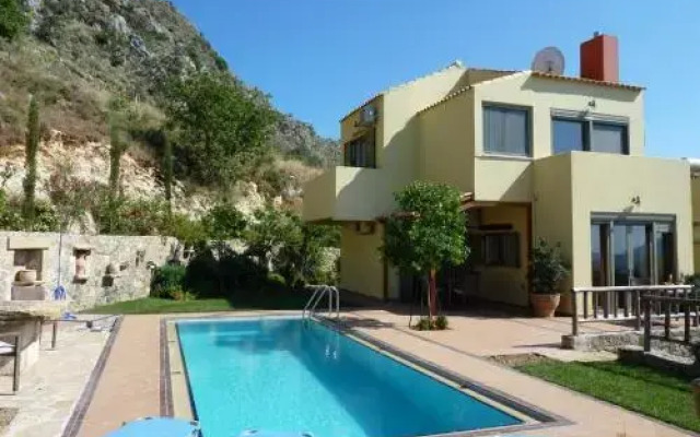 Malathiros Traditional Villas