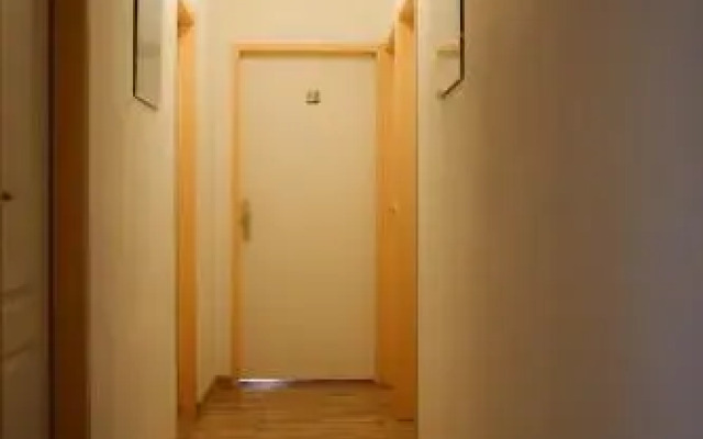 Chicken King's Rooms