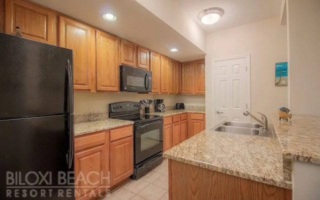 Legacy Towers-Legacy II 304