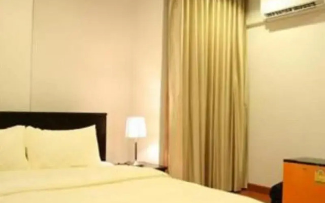 B8 Rooms Hotel Bangkok