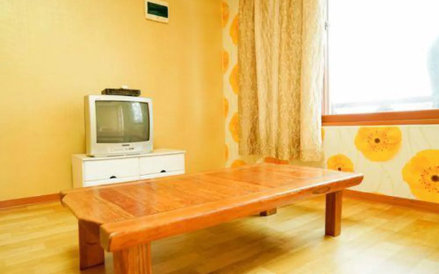 Ganghwa Sun House Pension