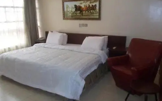 Conference Hotel & Suites Ijebu