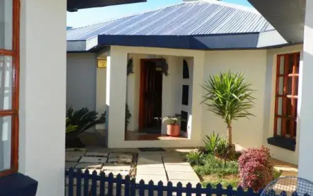 At-Neli Guesthouse