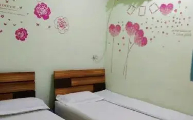 Jiajia Hostel(Close to Airport T3)