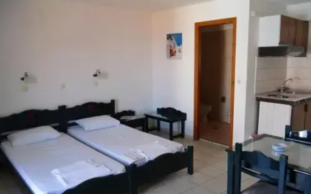 Pension Eleni Studios