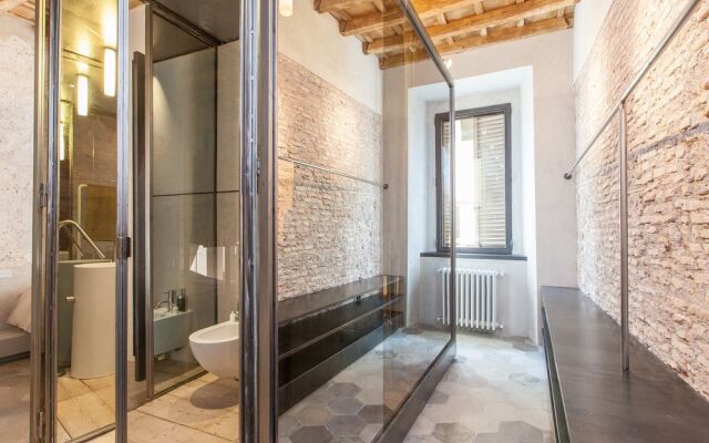 Rental in Rome Loophouse