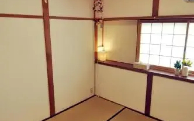 Kamo River Machiya Halo House