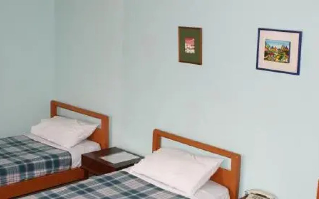 Hotel El Alamo