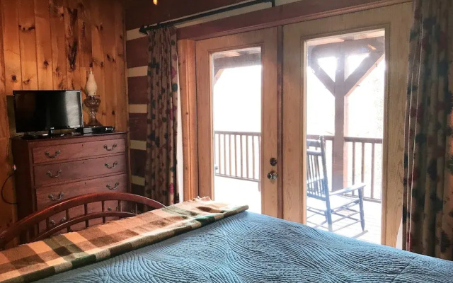 Rustler's Ridge - 3 Br Cabin