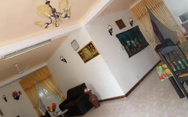 Lion Inn Guest House