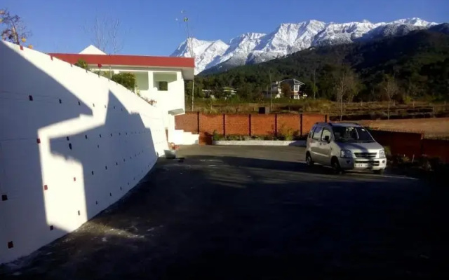 Hotel Bagora Heights