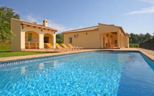 Villa Cortez