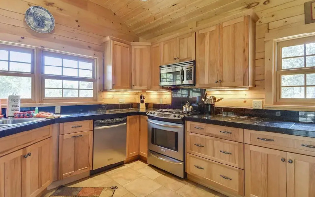 Snow Goose Cabin