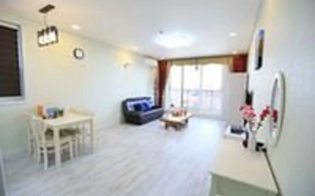 Buan Mohyang Crystal Pension