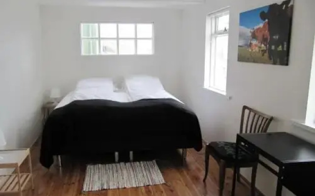 Grand-Inn Bar and Bed
