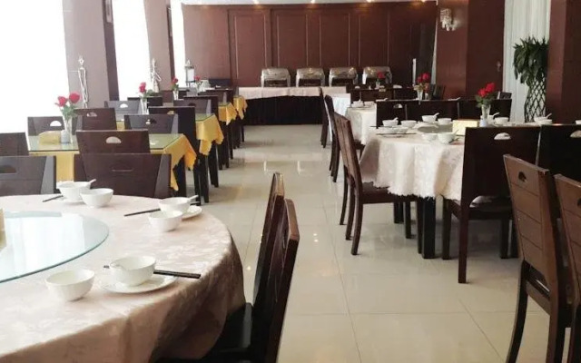 Jiugong Hotel