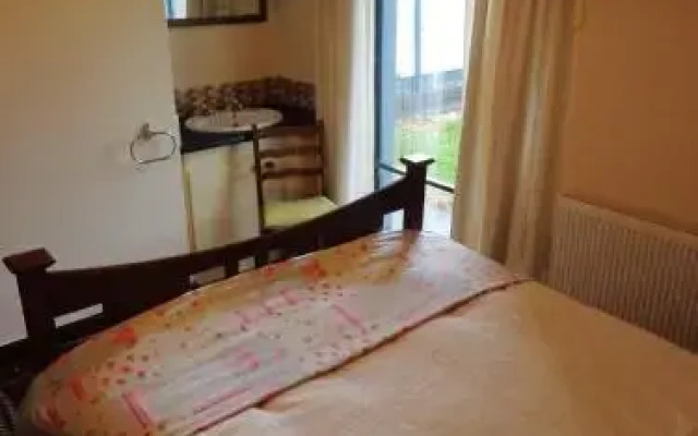 Helensville House
