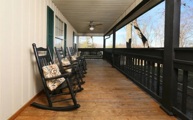 Oak Tree 3 17 Br cabin by RedAwning