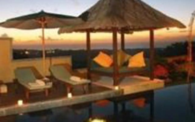 Ocean View Frangipani Villa and Spa