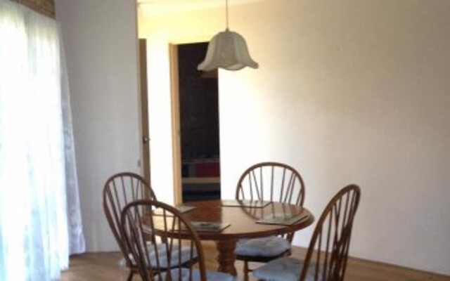 Fronds Holiday Apartments