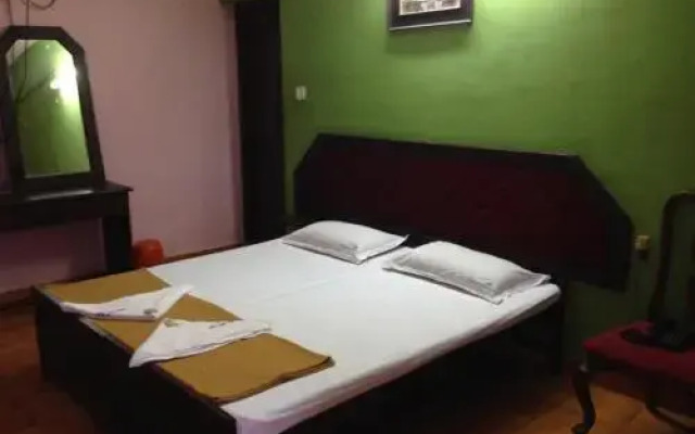 Indraprastham Tourist Home