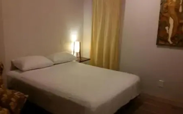 Dundas Apartments & Suites