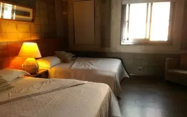 Chuanfan Villa No. 658-1