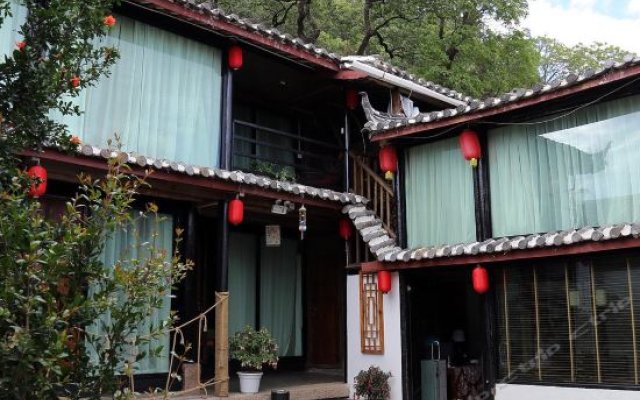 Zhaomuju Scenic Inn