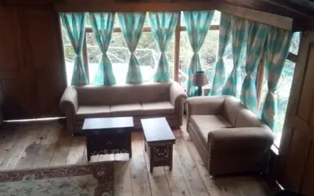 Apple Orchard Resort