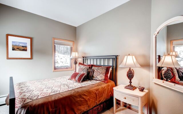 Mountaineer #M-1 - Ski-In/Ski-Out - Private Outdoor Hot Tub