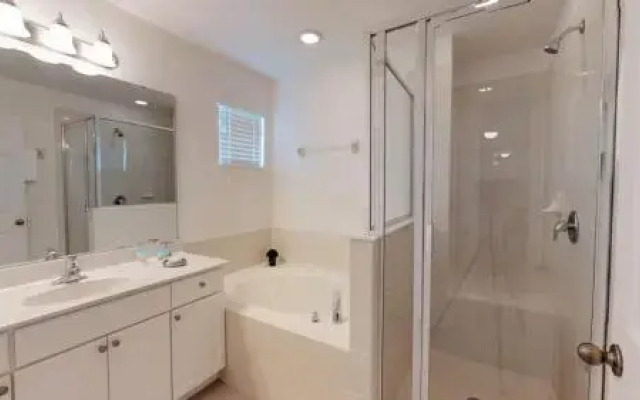 Watersong Resort Six-bedroom