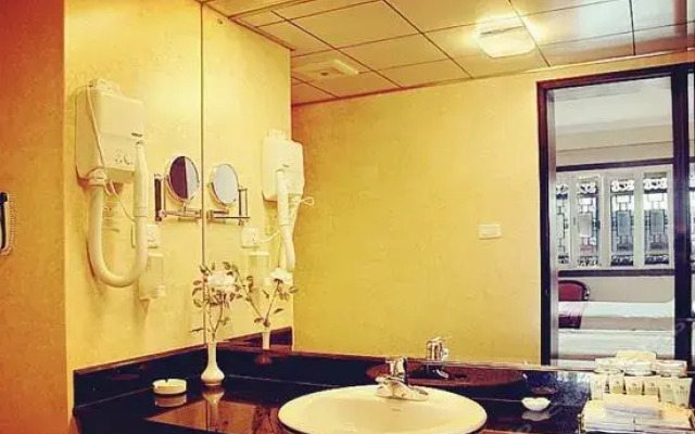 Hexi Hotel