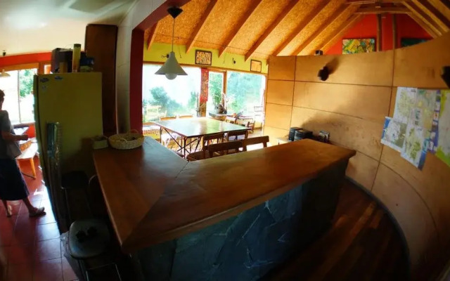 Hostal Flor Del Bosque