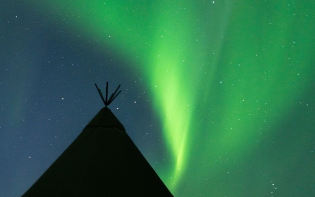 Aurora Glamping By The Whales