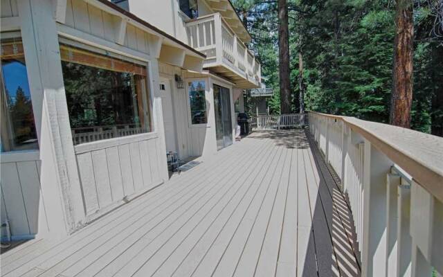 1380 Commonwealth Drive - 3 Br Home