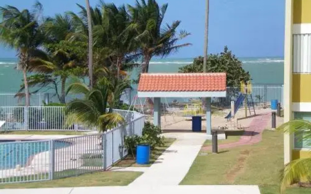 Villas Del Mar Beach Resort