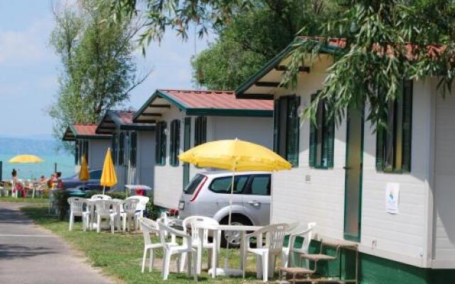 Happy Camp mobile homes in Camping Village Aranypart