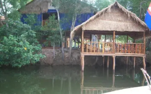 Papa Pippo Otres Village