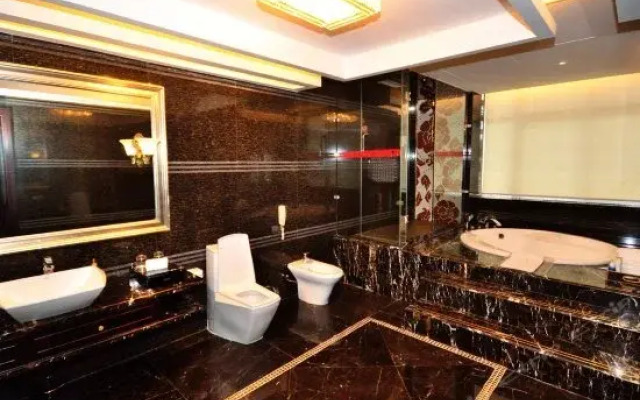China Pearl Hotel