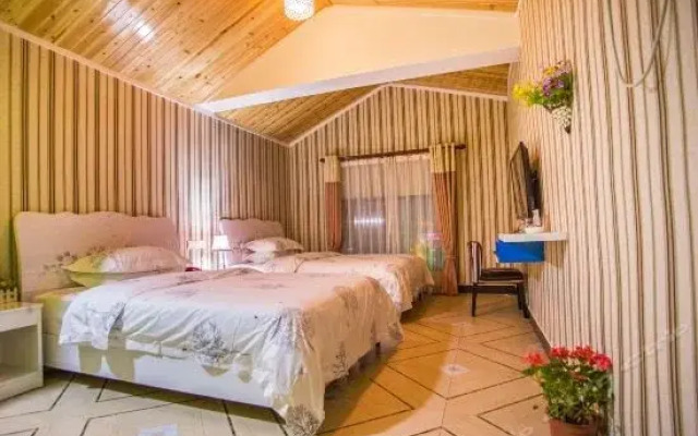 Zhangjiajie Landscape Love Theme Inn