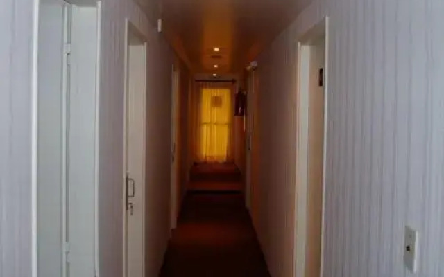 Hotel Kube