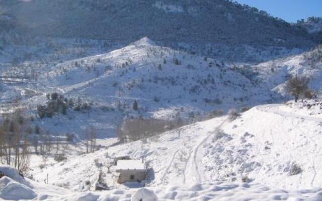 Almenara Hostal Restaurante